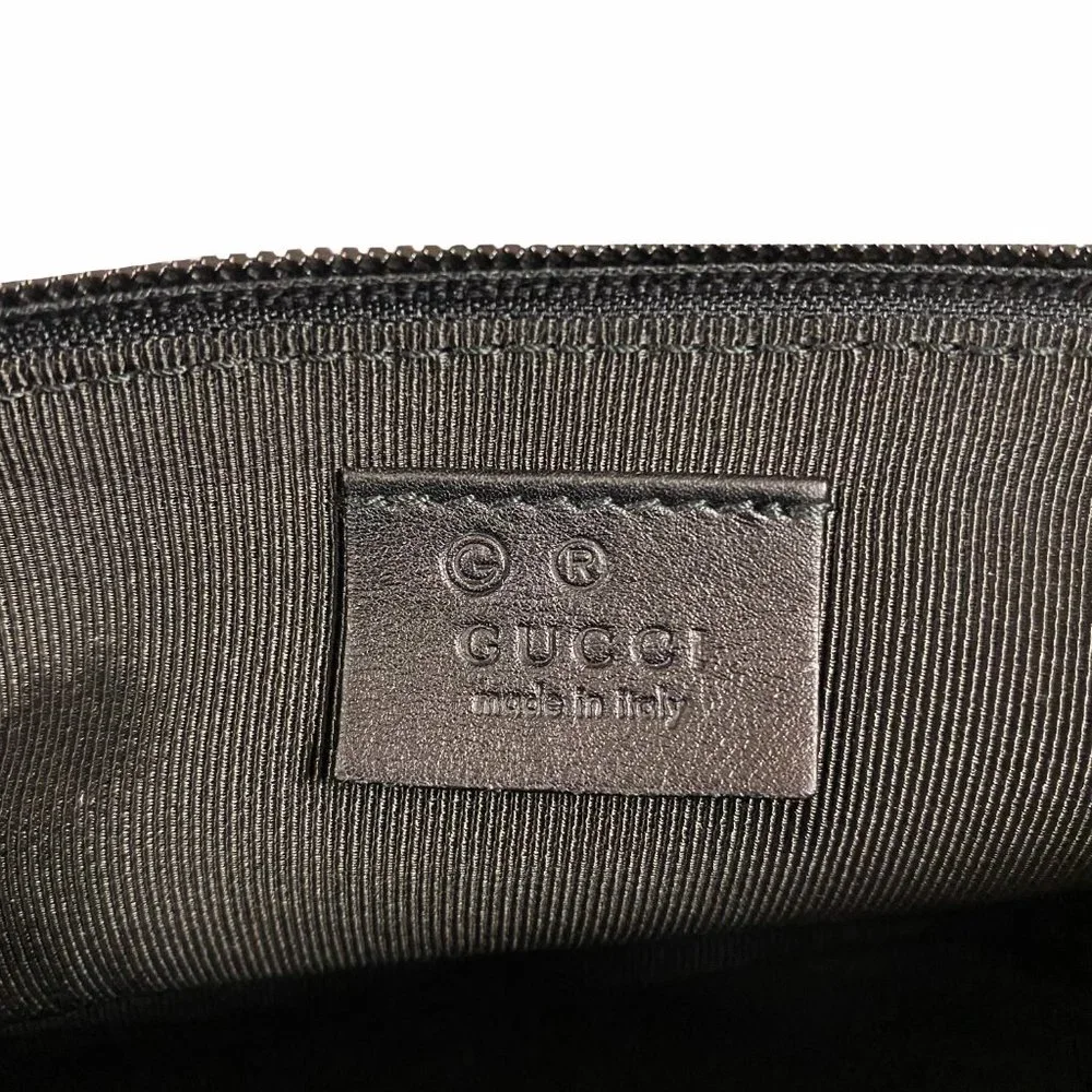 Gucci Snake Embossed Black Leather Pouchette - Picture 4 of 9